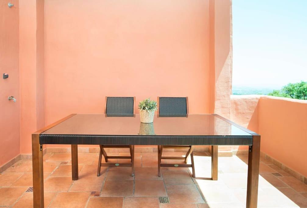 Luxury Apartment With Sea Views, Golf, Gym, Spa, 7 Pools Ojén Εξωτερικό φωτογραφία