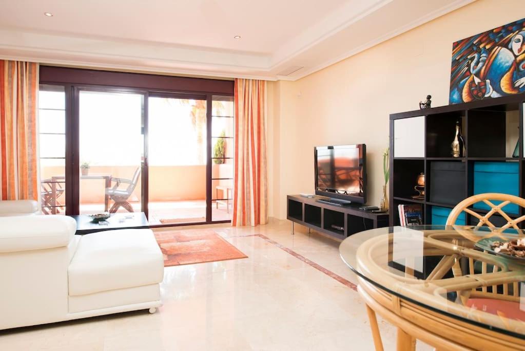 Luxury Apartment With Sea Views, Golf, Gym, Spa, 7 Pools Ojén Εξωτερικό φωτογραφία