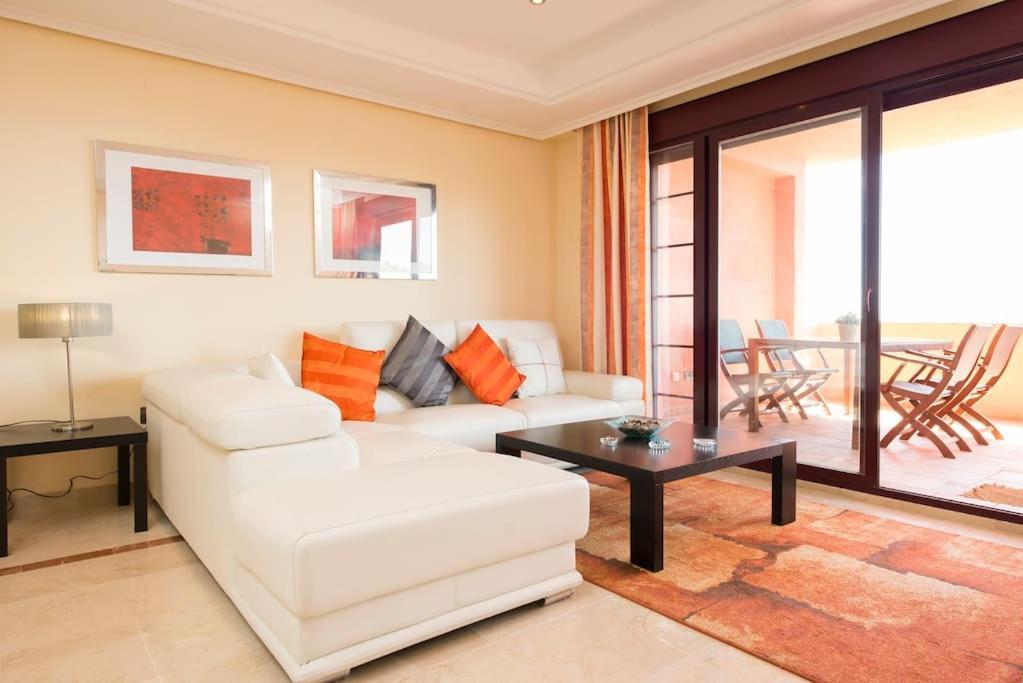 Luxury Apartment With Sea Views, Golf, Gym, Spa, 7 Pools Ojén Εξωτερικό φωτογραφία